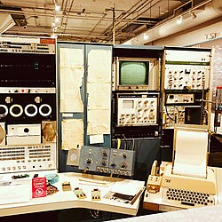 PDP-7 mini computer